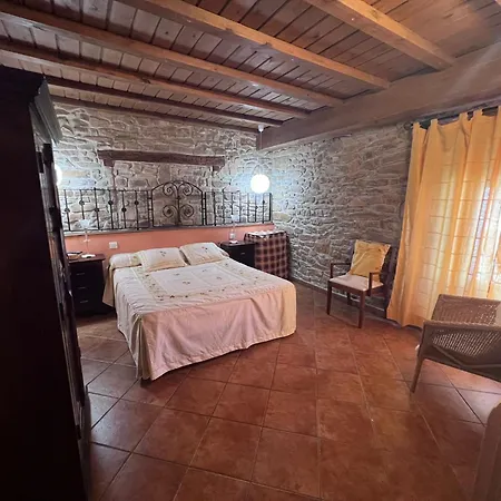 Rural Casa La Juana Almarza
