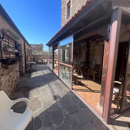 Rural Casa La Juana Almarza